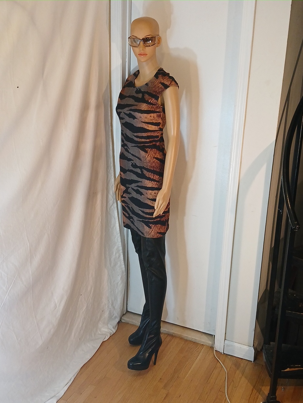 Stunning Like New Barneys (New York) Black Leather Over-the-Knee Platform  Boots - Picture 6 of 16